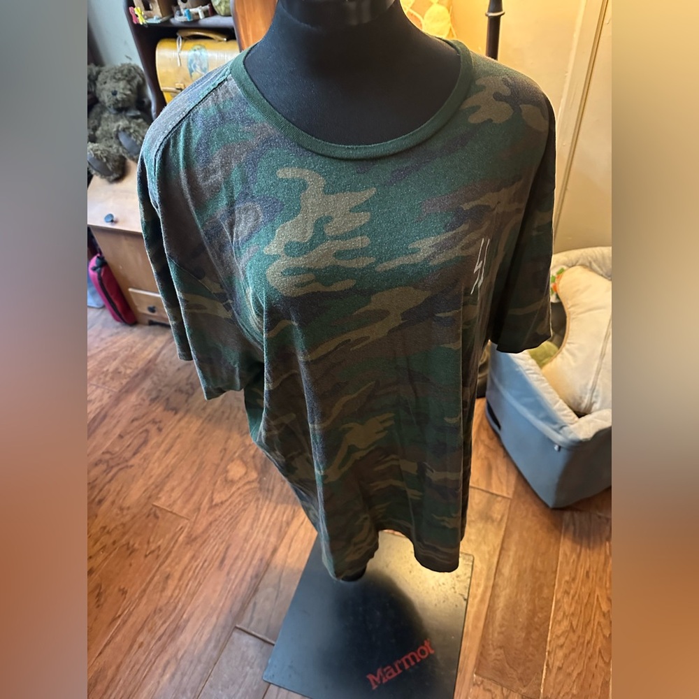 Lurking Class XXL